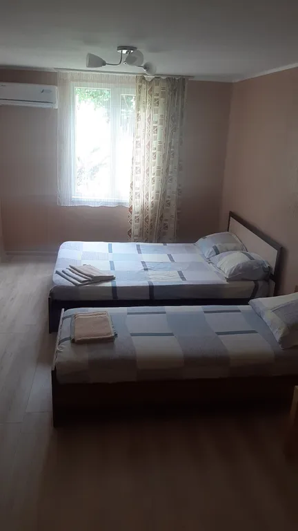 Номер с садом у моря