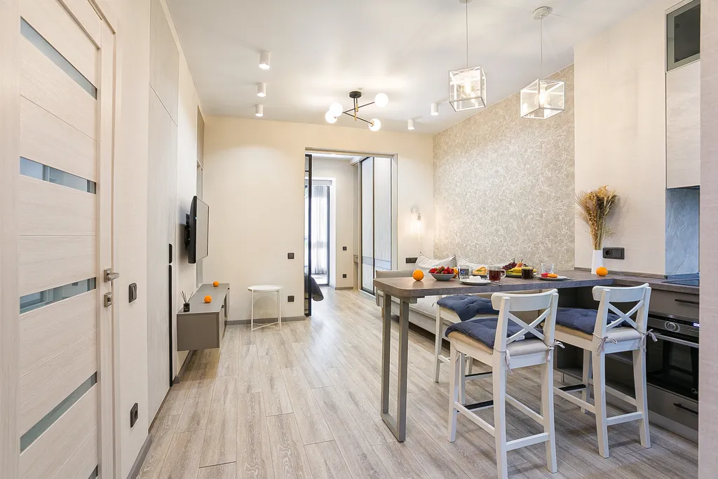 Современная квартира с террасой в приморском парке