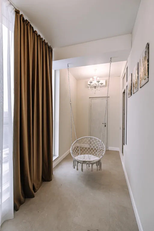 Рыжий Кот Голд (видовая квартира с изолированной спальней)