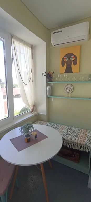 Комната возле моря