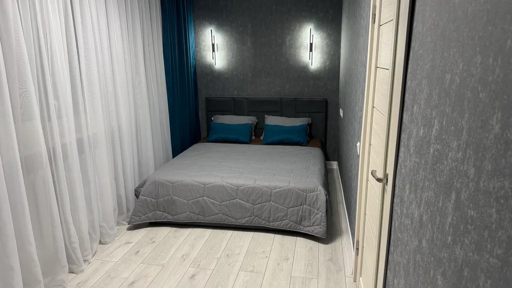 Квартира в центре на берегу озера