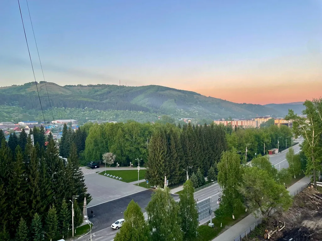 Замечательн квартира-студия на въезде в город и красивым видом на горы