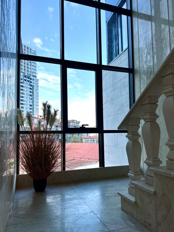 Дизайнерский апартамент 1+1 с отельной кухней