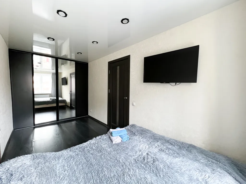 2‑комн. квартира в центре Мурманска на ул. Коминтерна, 17