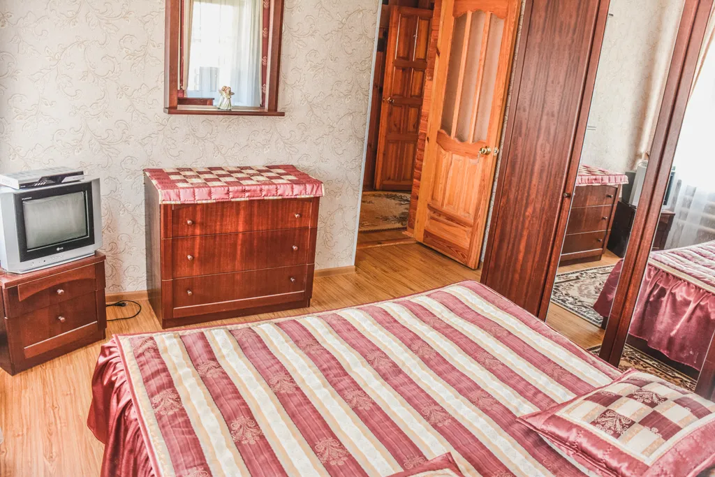 6-комнатный Дом