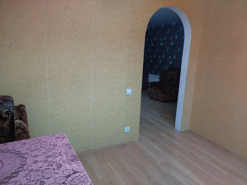 Комната в доме у родника за 3 продольной магистралью