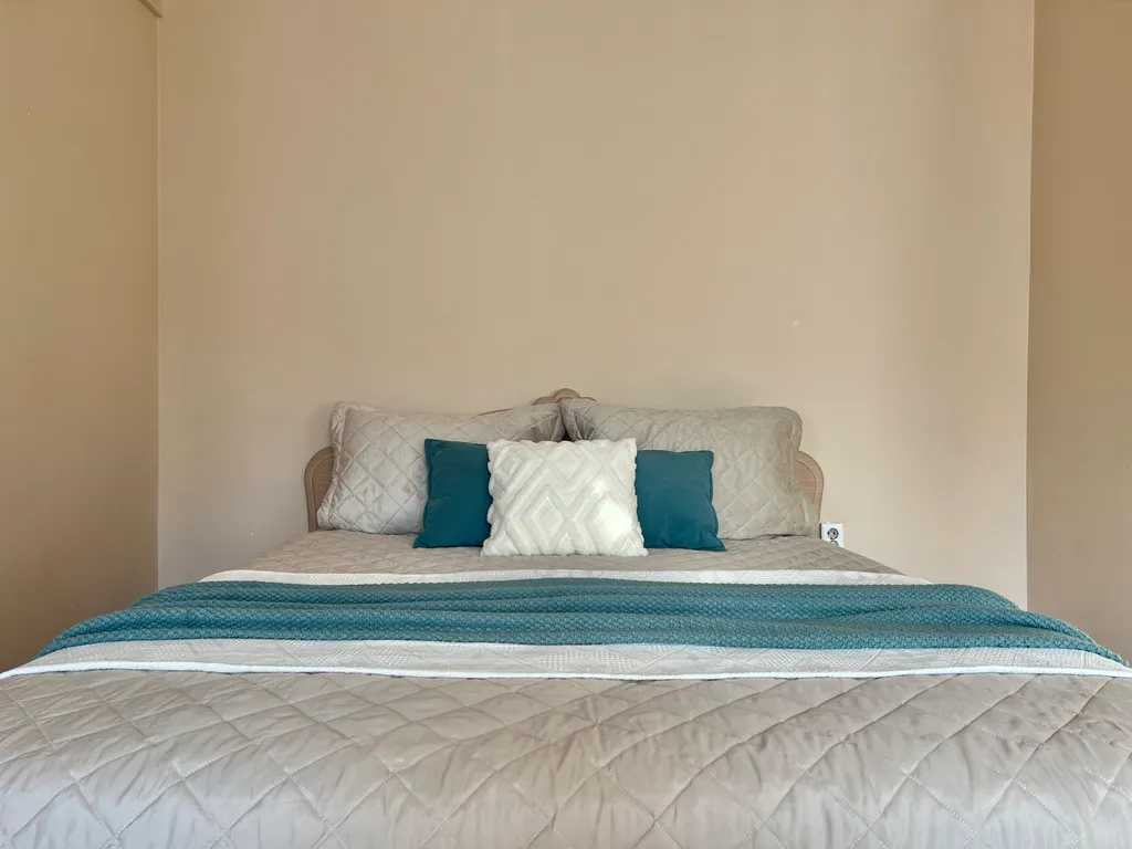 Квартира Теплая 1-к кв рядом с жд вокзалом. Не берем оплату за финальную уборку — аренда посуточно в Улан-Удэ