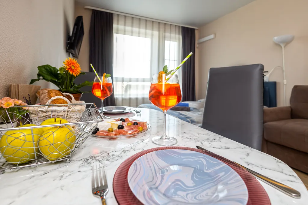 Бoльшaя стильная студия возле ТЦ Саларис