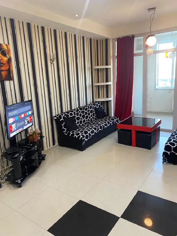 Квартира с новым ремонтом