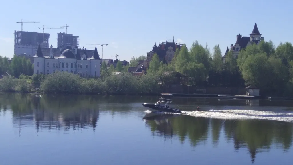 Светлая евродвушка у Крокус Экспо между метро Мякинино и Пенягино