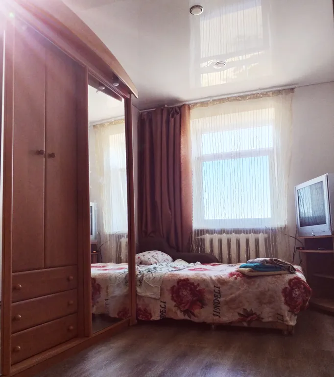 Комфортная 1-комнатная квартира, вода круглосуточно — аренда посуточно в Макеевка