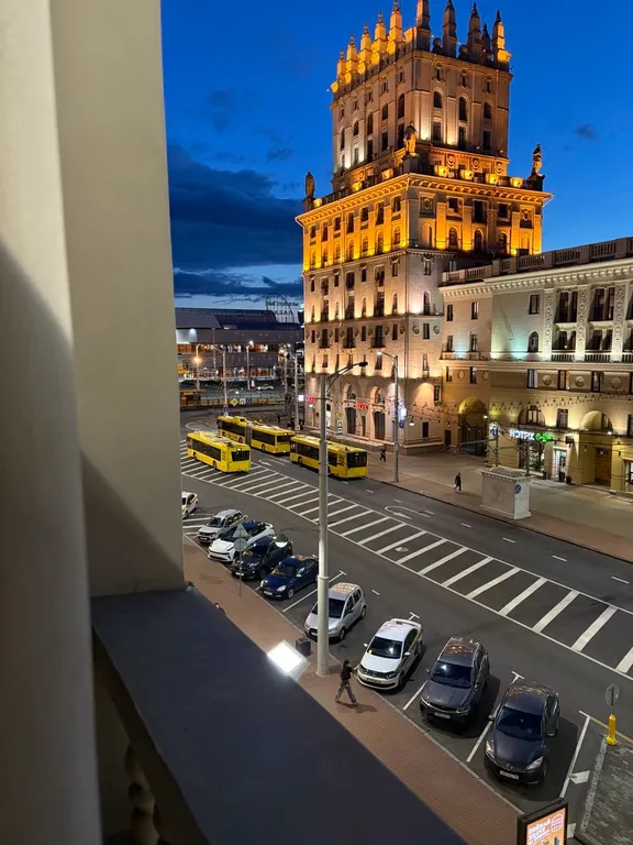 Квартира Двухкомнатный апартамент с видом на «Ворота Минска» — Минск