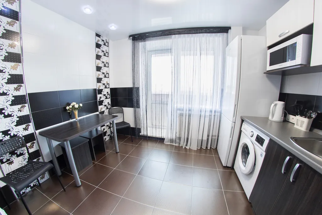 Апартаменты Saratov Lights Apartments 3rooms с балконом