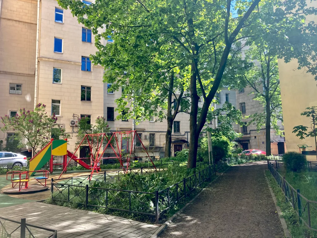 Квартира рядом с Петропавловской крепостью