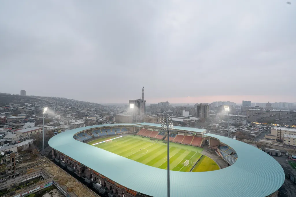 Квартира Апартаменты KeyGo #0216 с видом на стадион им. Вазгена Саргсяна — Ереван