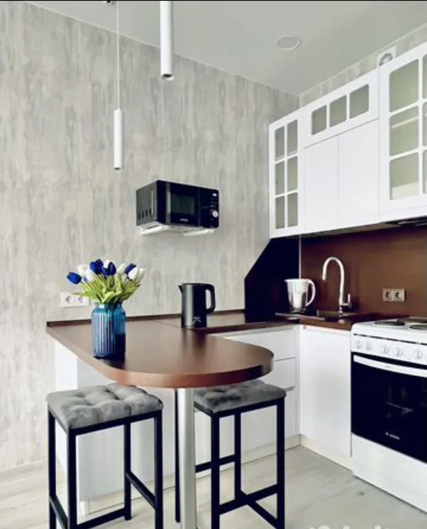 Шикарная студия с видом на реку и Московскую площадь