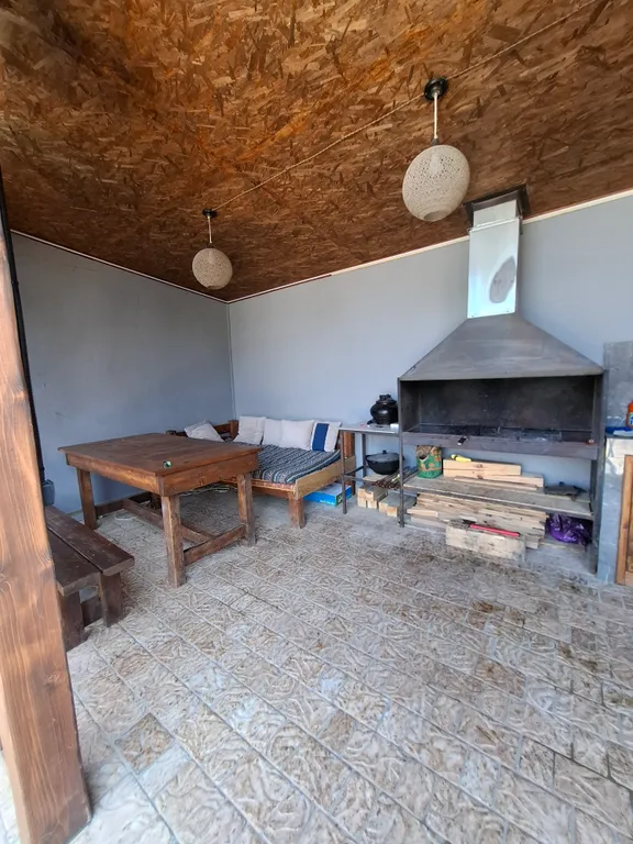 Семейный дом на берегу моря