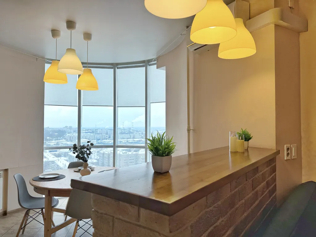 Стильная 3-к квартира в центре в ЖК Эдельвейс с панорамным видом