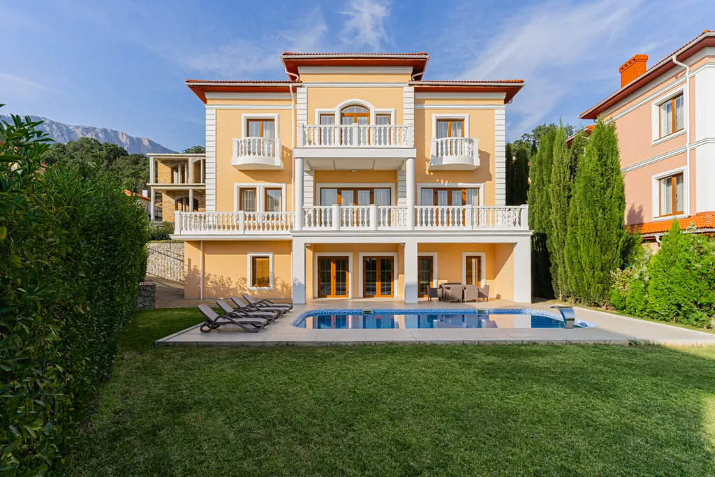 Коттедж Эксклюзивная вилла с видом на море — Симеиз