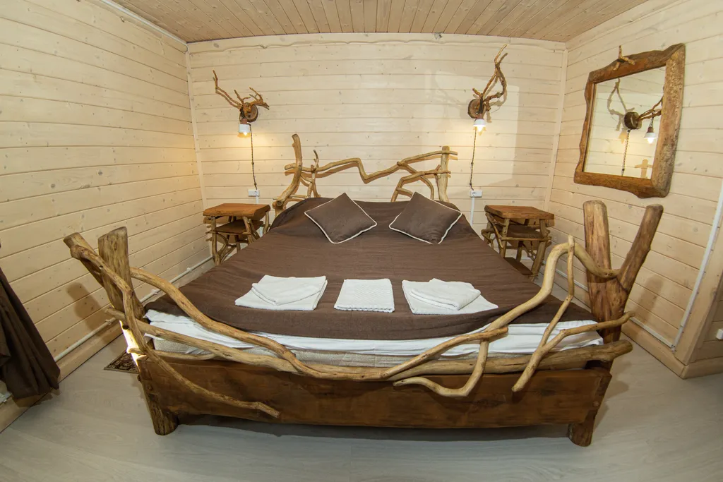 Номер с уникальной мебелью