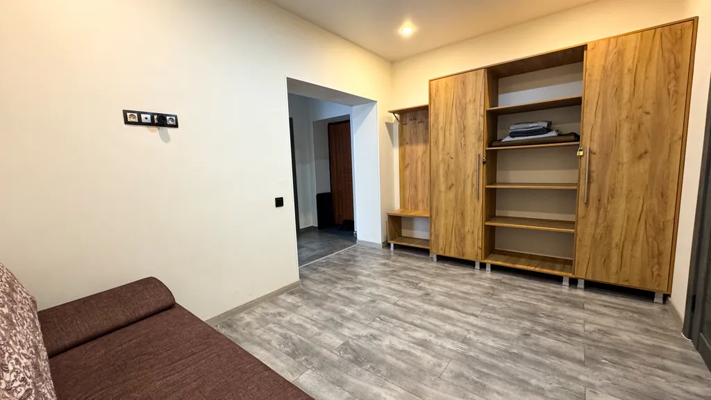 Уютная квартира в сосновом лесу в сердце гор