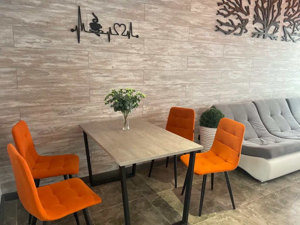 Дом в стиле барнхаус с тёплым бассейном и сауной