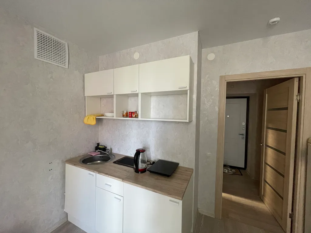 Студия в новом доме с ремонтом