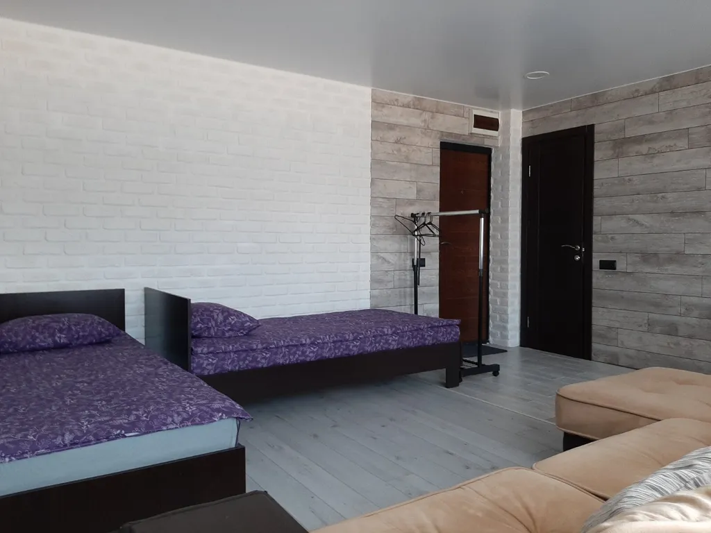 Квартира-студия в Хойниках с евроремонтом для 1-5 человек