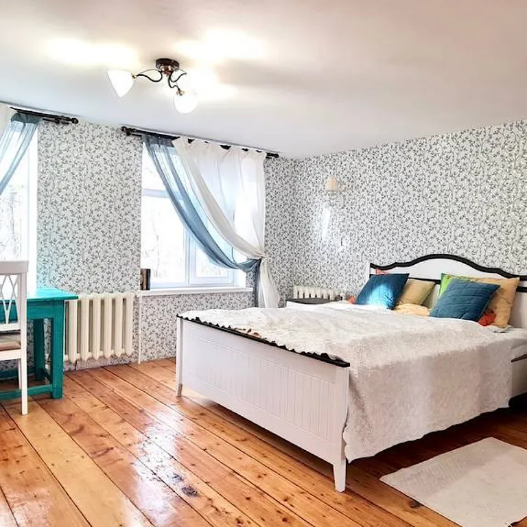 Домик в лотосах (Основной дом)