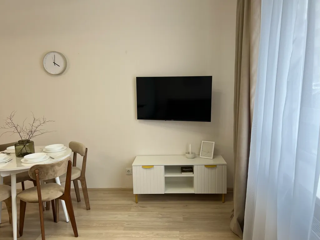 Стильные однокомнатные апартаменты в тихом районе