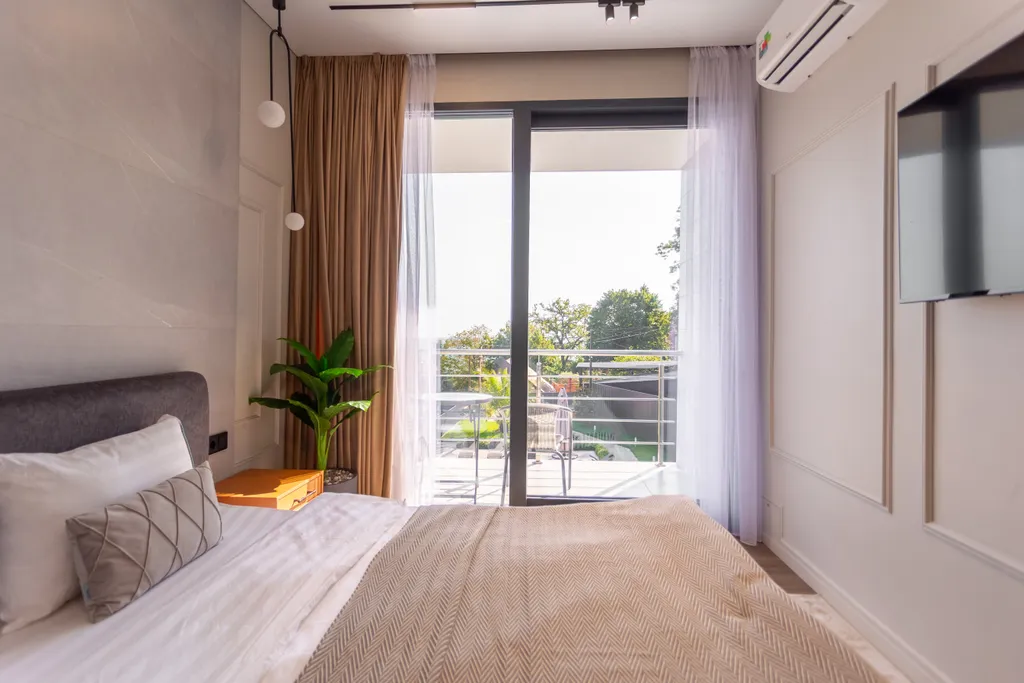 Дом у моря с бассейном