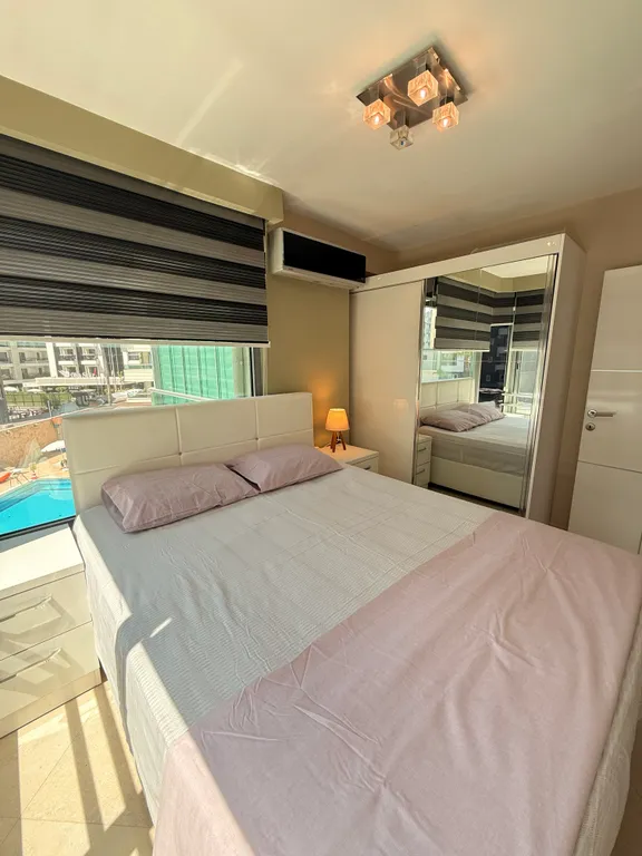 Sea View 2BD Flat 50m to the Beach