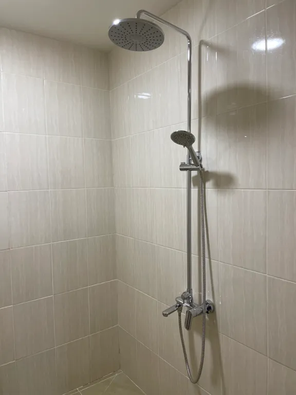 Дом рыбака с баней в самом живописном месте города, у реки и озера