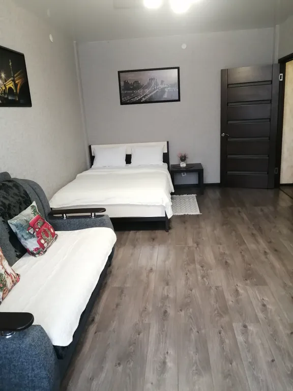 Квартира на набережной