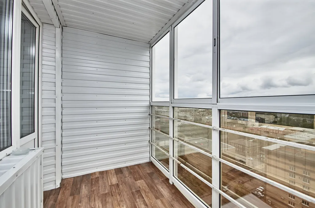 Студия с красивым видом