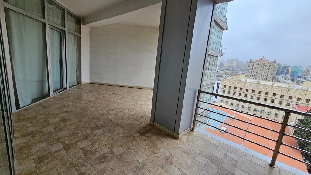 Квартира с видом на Пламенные Башни