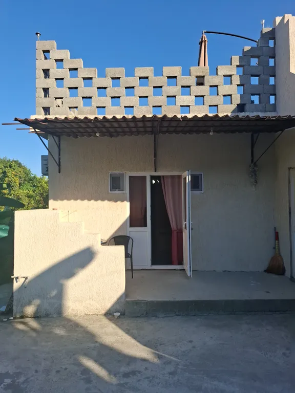 Домик у моря для тихого семейного отдыха