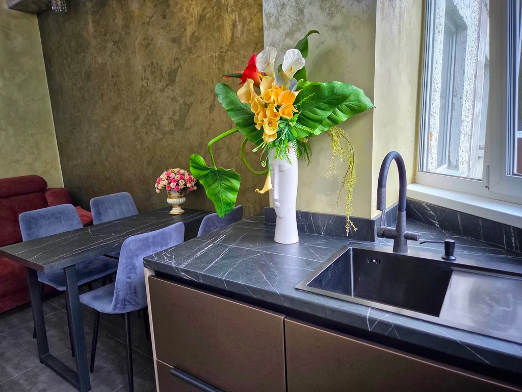 4-комнатная Квартира