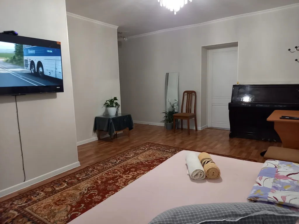 Чистая и уютная квартира в центре Бишкека рядом выход в парк