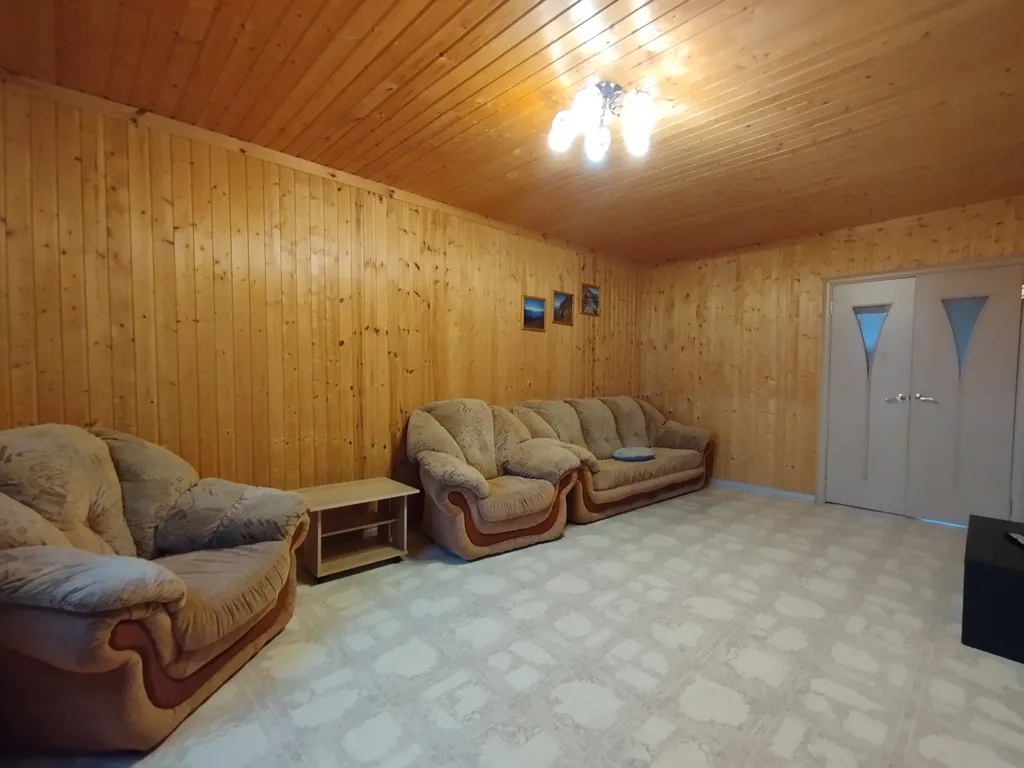 Дом на Зивчальской (пос.Ильинский)