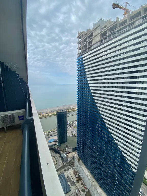 Апартаменты на первой линии с 2 спальнями