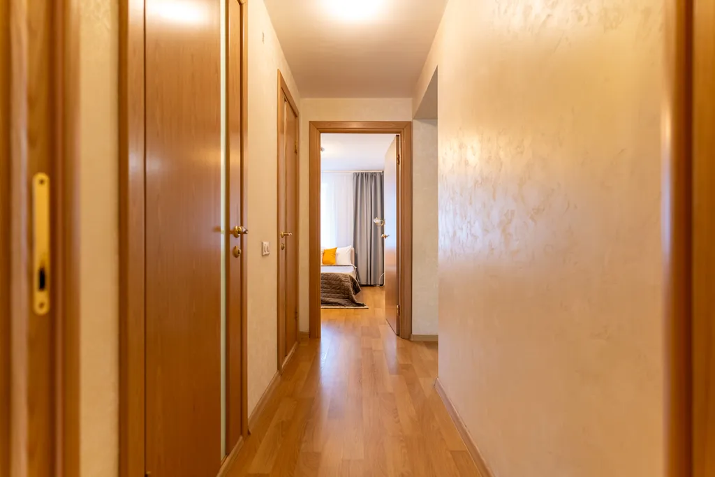 Просторная квартира с гидромассажной ванной и балконом