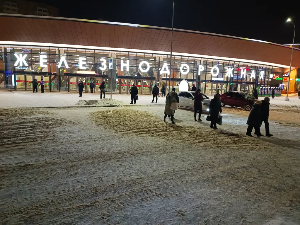 Удобная студия с большой кроватью у станции МЦД-4 Железнодорожная