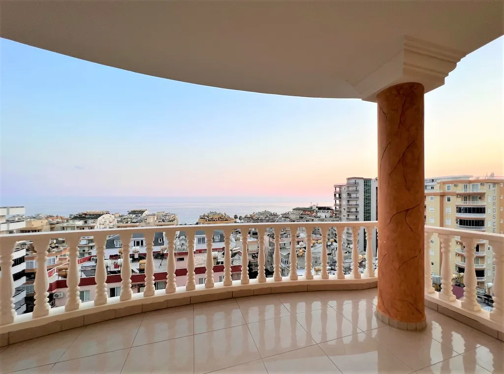 Аланья, просторная квартира с видом на море и горы, пляж - 5 минут — аренда посуточно в Аланья