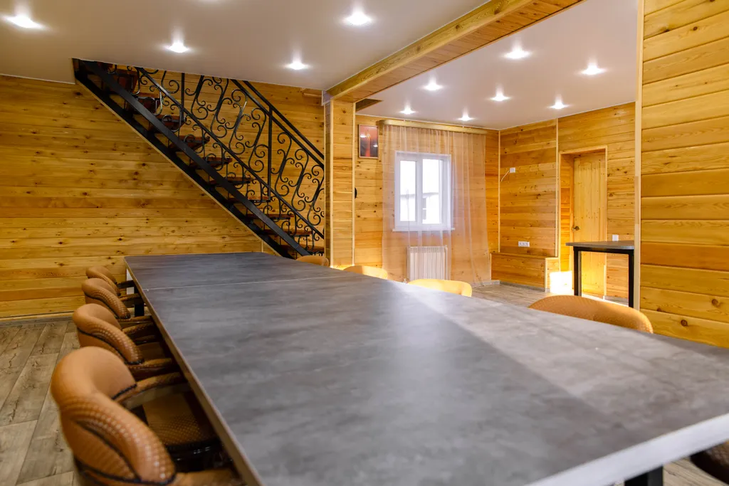 Коттедж в 10 минутах езды от города