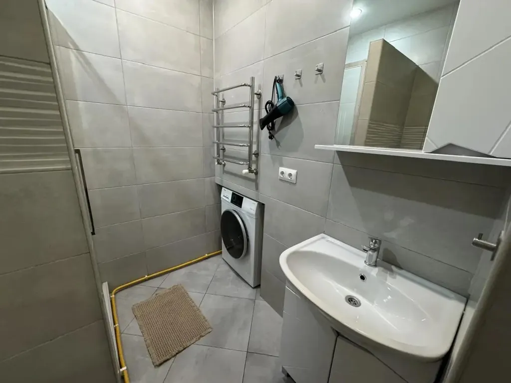 Дом на южной с бассейном