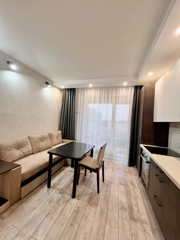 Стильная квартира с панорамными окнами