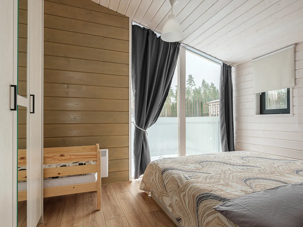 Уютный семейный дом с камином