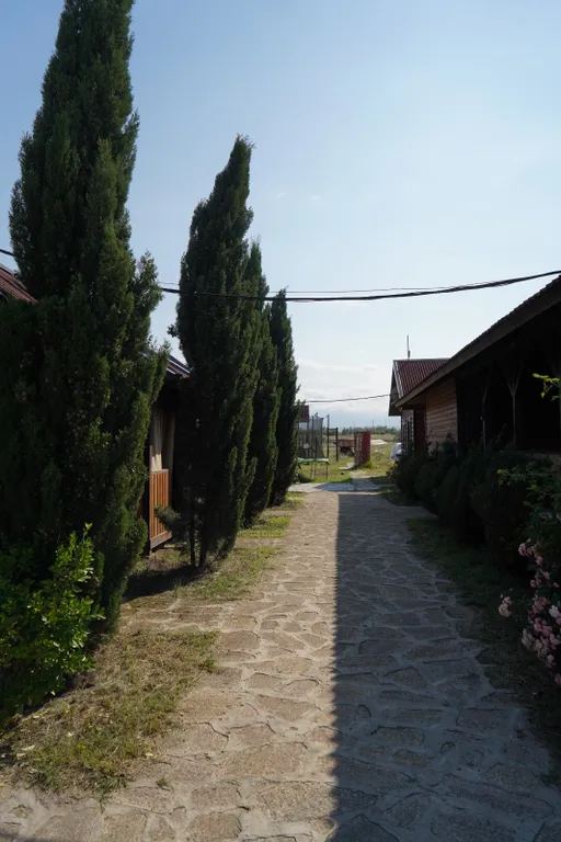 Уютный домик на берегу у моря