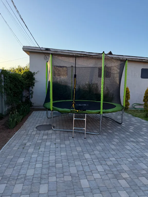 Дом отдыха с теплым бассейном и баней